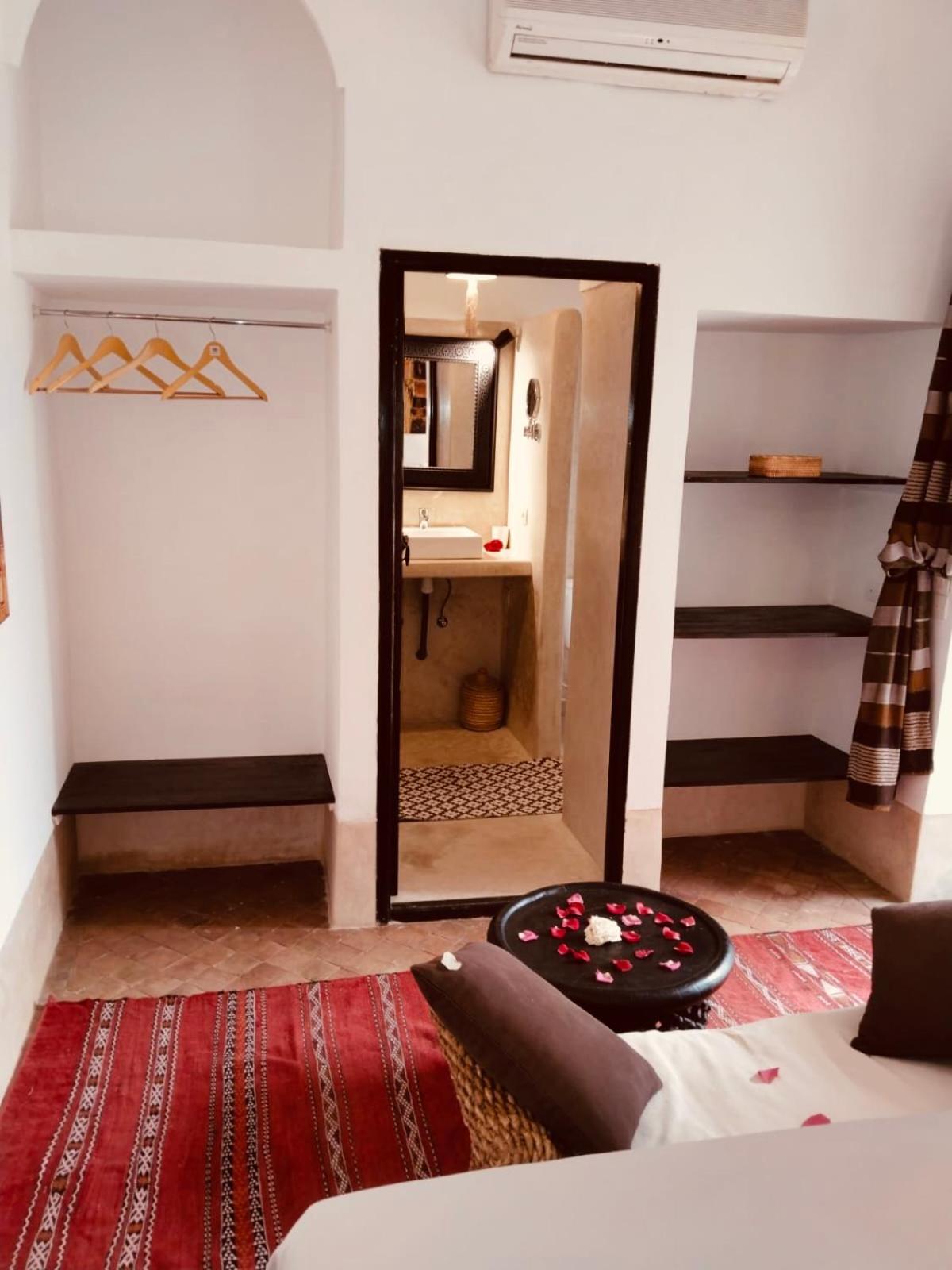 Riad Les 5 Soeurs Marrakesh Exterior foto